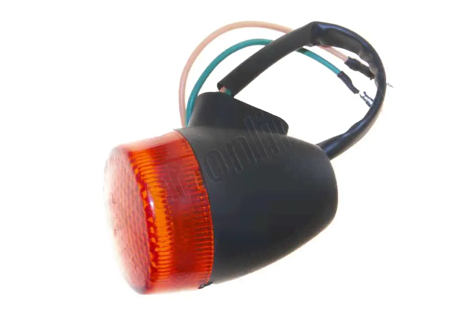 Передний левый поворотник на Racer Sagita RC50QT-6, Irbis Z50R, ABM Tornado, Viper Grand Prix, Honling Joker QT7, ЗиД Lifan LF50QT-8A (SAG2004)