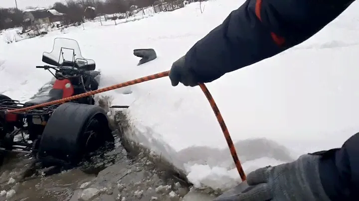 два бархана тонут в реке, андрюха в шоке.